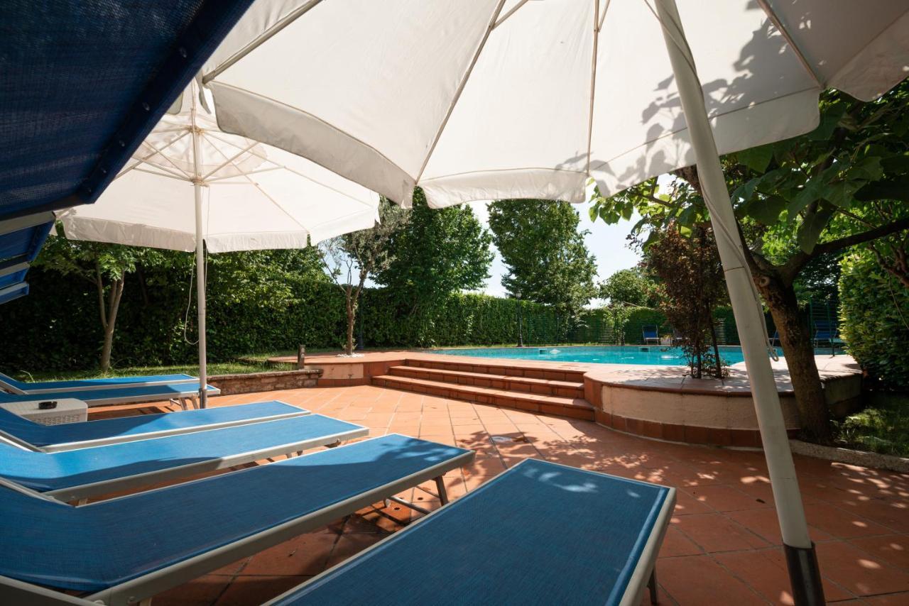 B&B Family First Capriate San Gervasio Exteriér fotografie