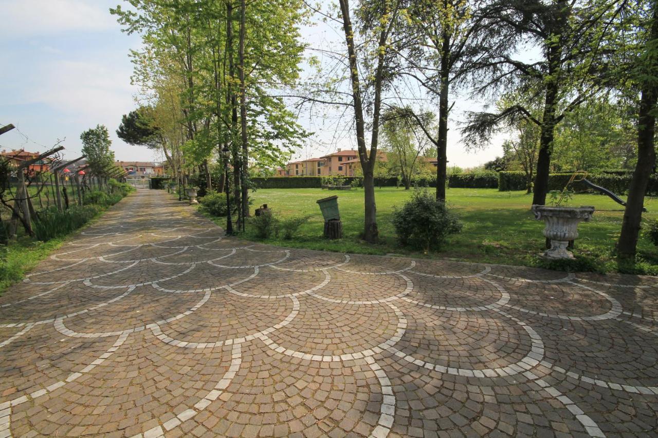 B&B Family First Capriate San Gervasio Exteriér fotografie